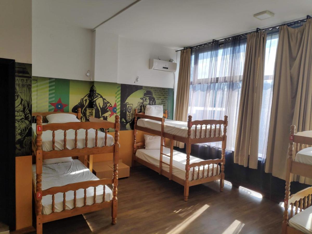 Bed in 6-Bed Mixed Dormitory Room