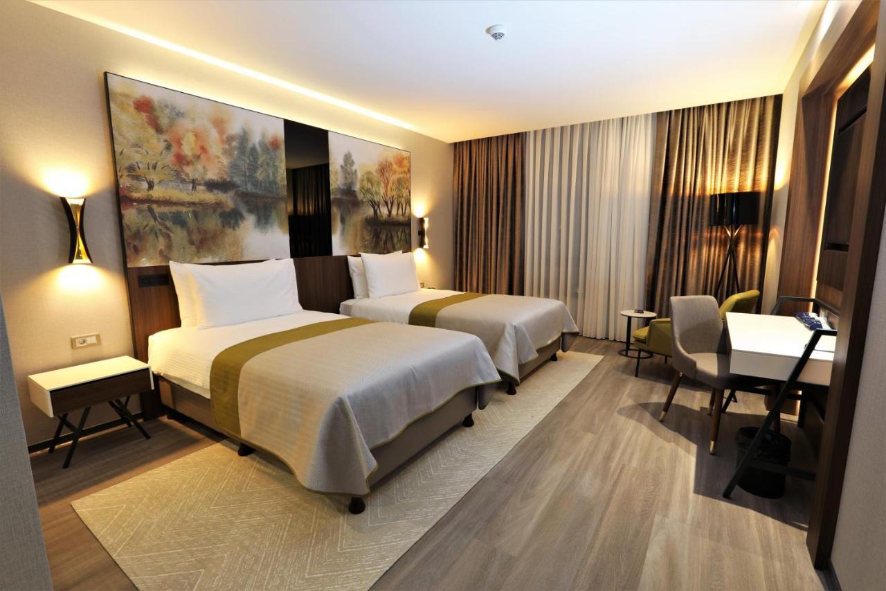 Deluxe Single Room