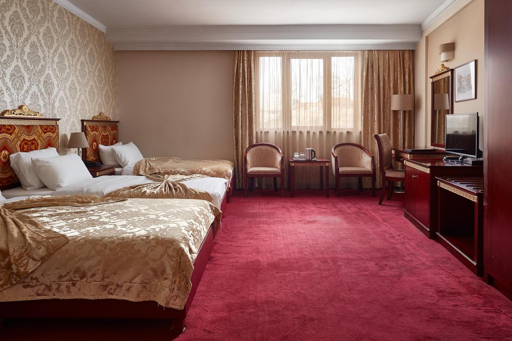 Triple Room