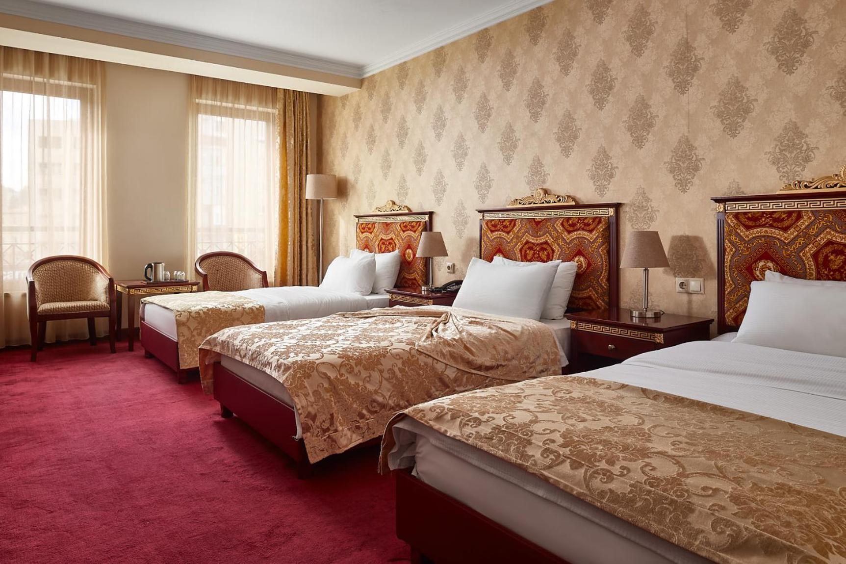 Triple Room