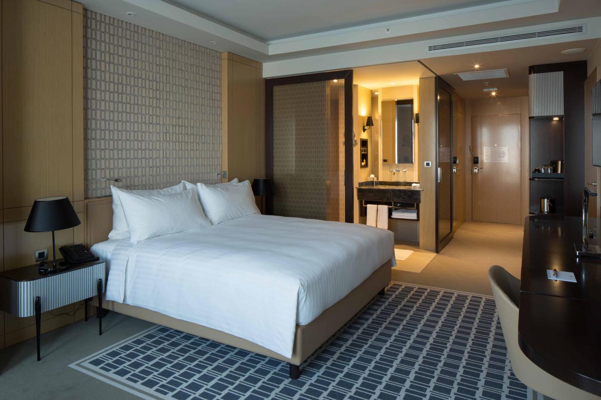Deluxe Room Guest room 1 King
