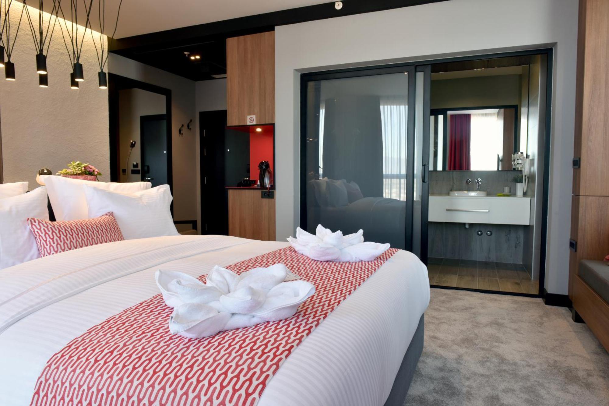 Deluxe Room City View