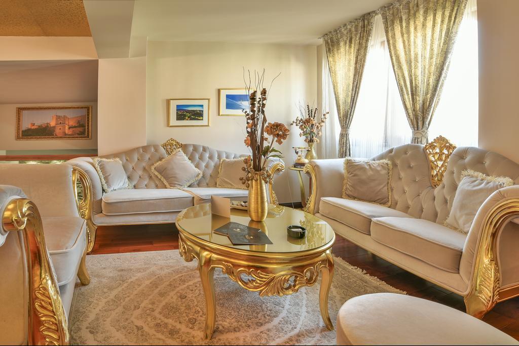 Presidential Suite