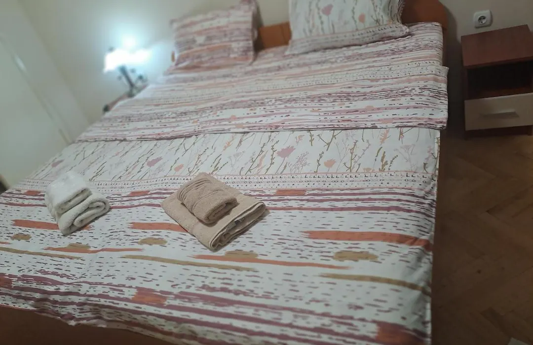 Mim'S Apartment-1