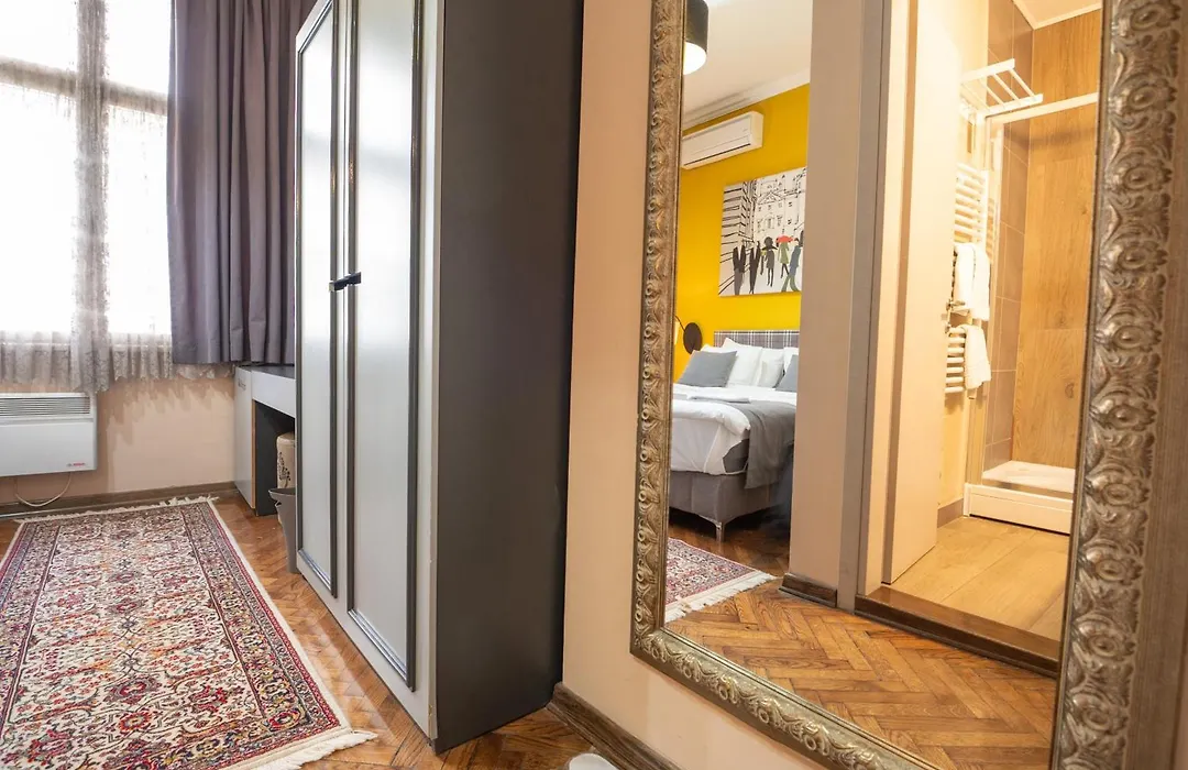Hotel London B&B-1