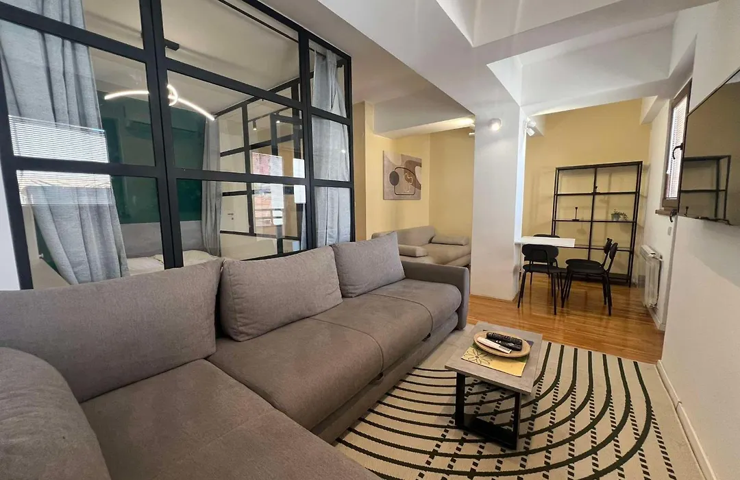 Gigi Apartment By Eluxory-1