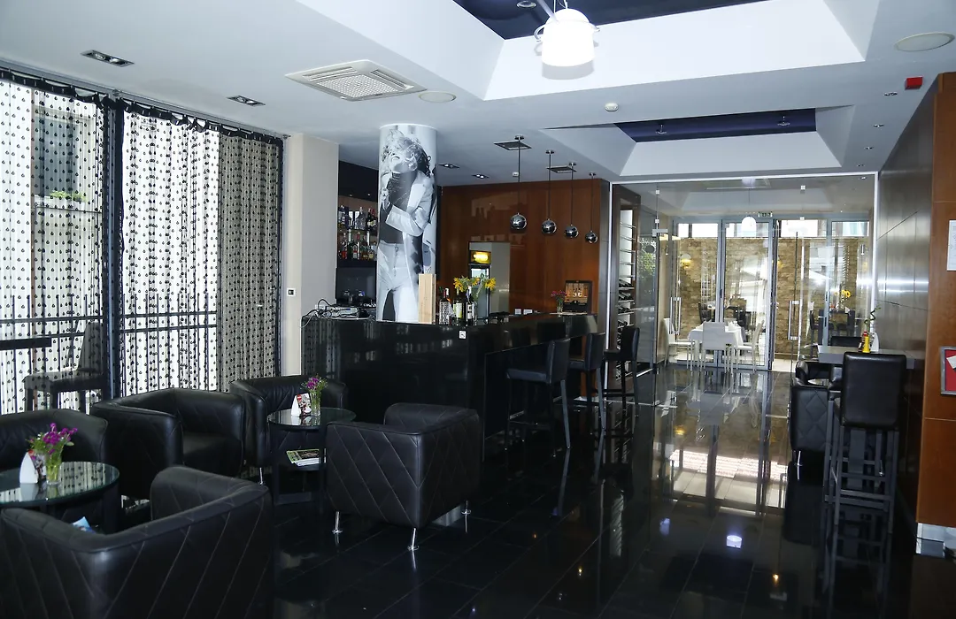 Hotel Dolce International-1
