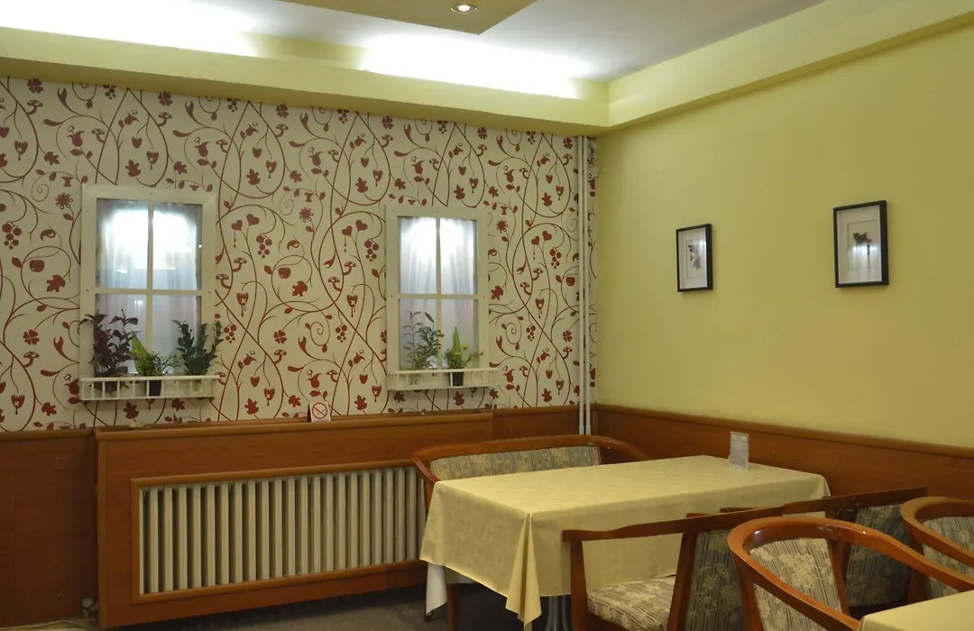 Hotel Ani-1