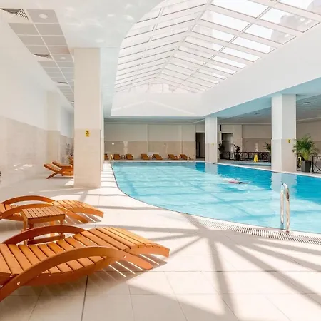 Merdz Spa & Fitness Sky Apartment-3