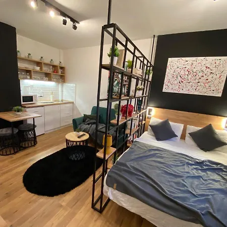 Mickitos Modern & Cozy Studio-2