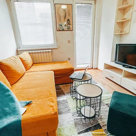 He-Ra Apartment 7-3
