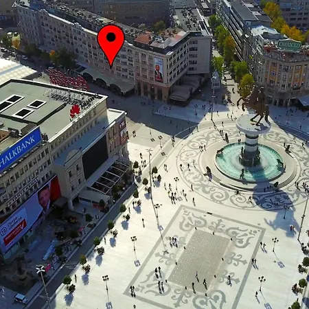 Mika Square-3