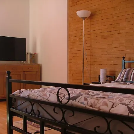 Risto'S Apartment-2