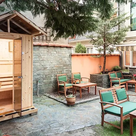 Modern Inn Boutique Hotel-3