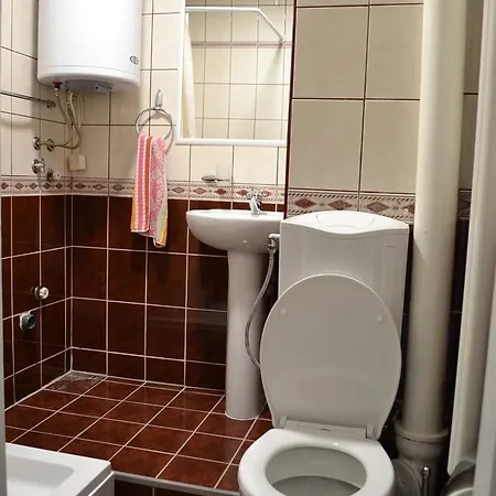 Lazarus Studio Apartment-2
